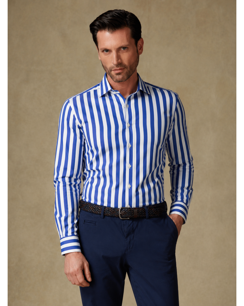 Chemise Blanche à larges rayures verticales bleu roi – Coupe Regular Fit